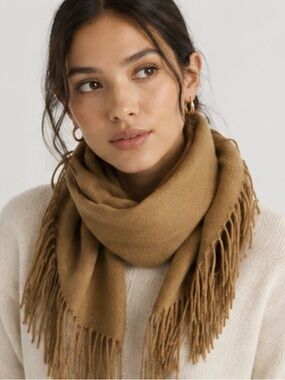 Cashmere Feel - Classic Fringe Scarf in Camel